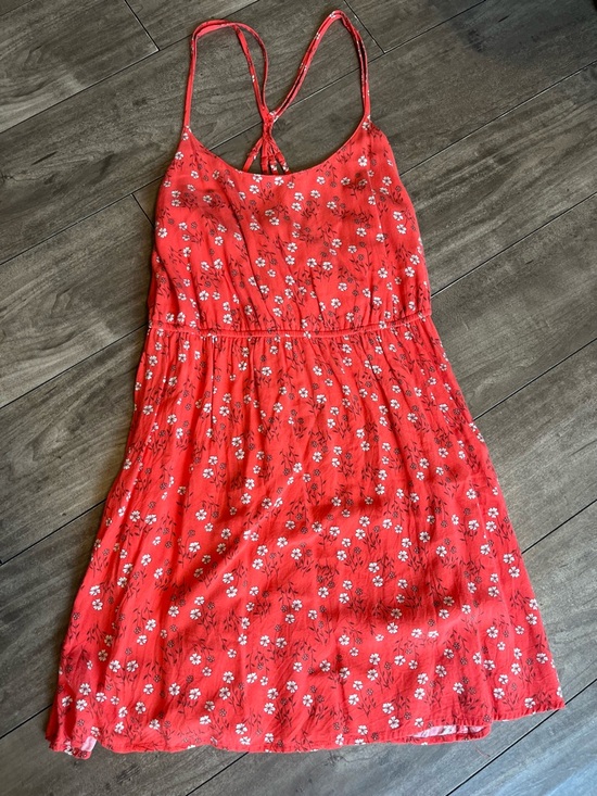 Forever 21 Dresses & Skirts - Forever 21 Coral Red Floral Spaghetti Strap Dress